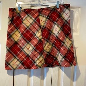 NWOT!!!  H&M Mini Skirt
